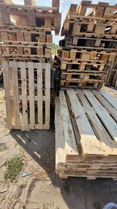 Palety różne możliwy transport jeśli blisko