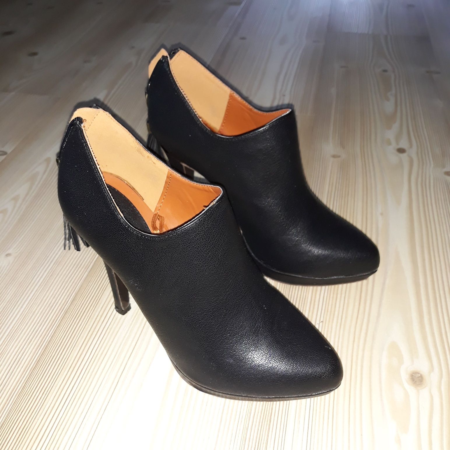 Botki buty damskie Top Secret