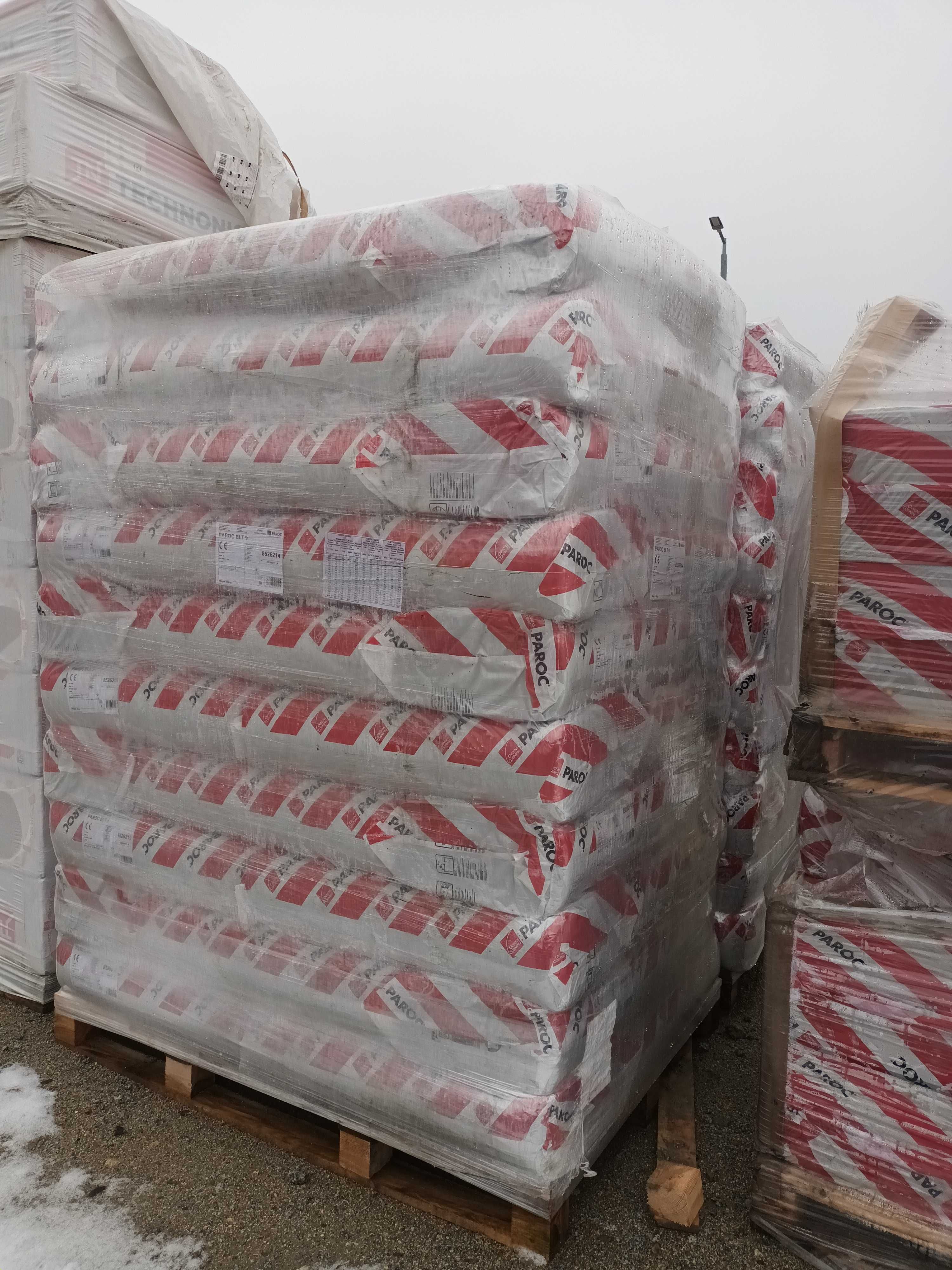 GRANULAT Wełna mineralna skalna Paroc BLT 9, 15KG
52 zł