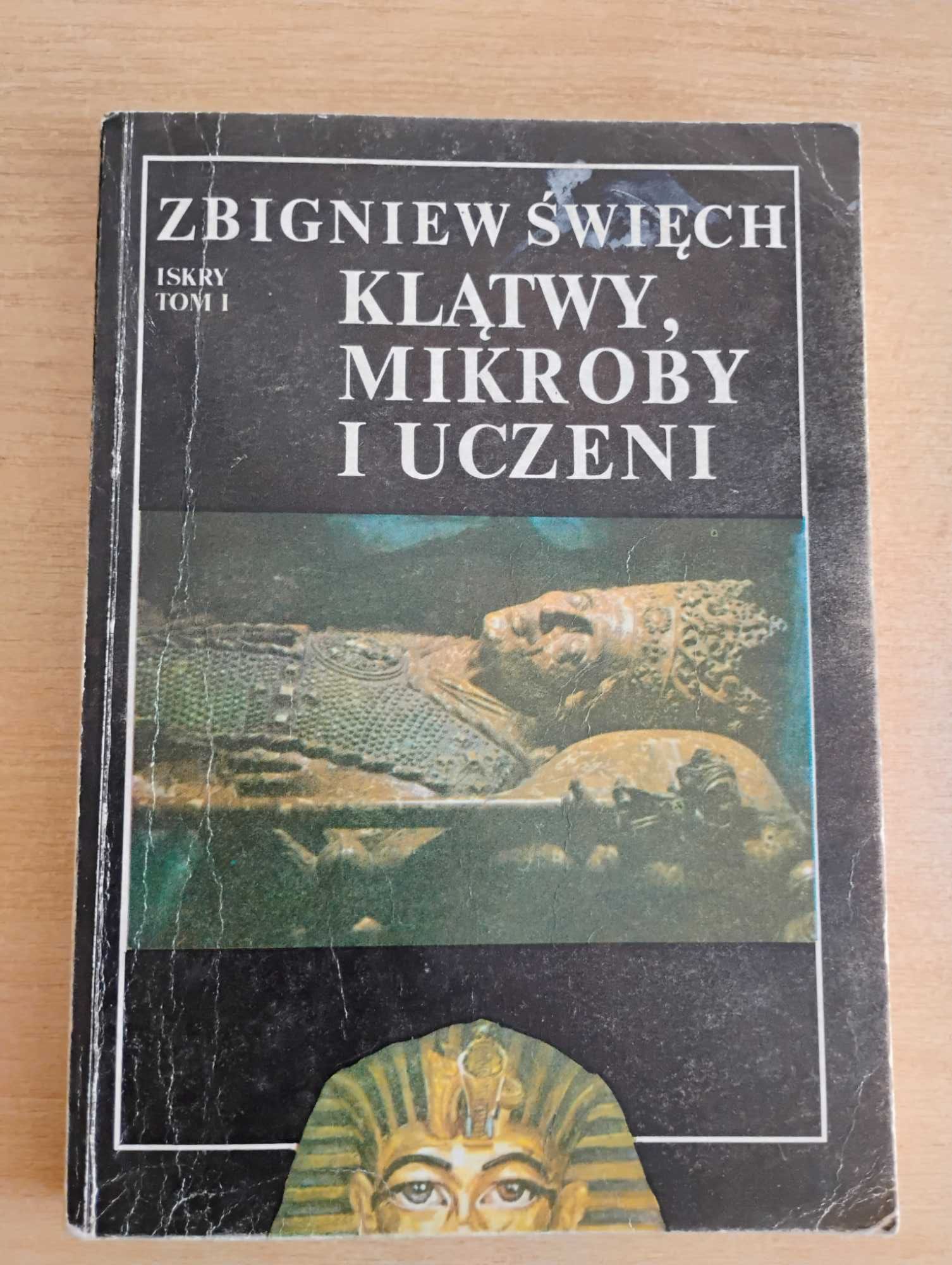 święch, książka klątwy mikroby uczeni, jagiellończyk, śmierć