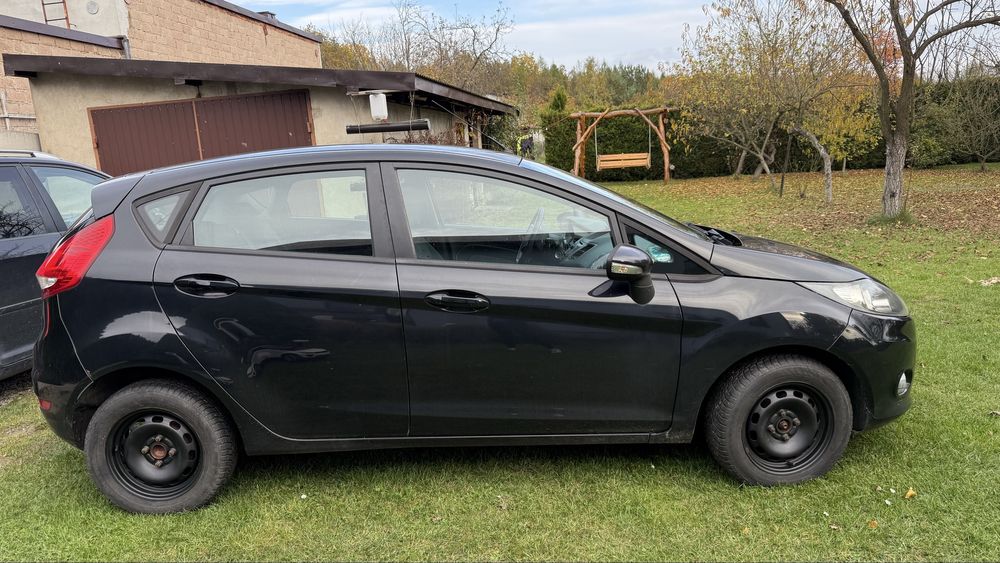 Ford Fiesta MK7_2010