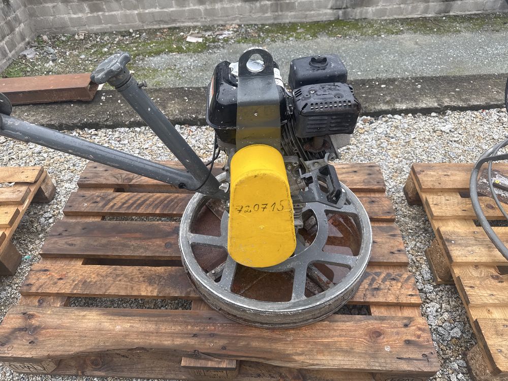 Zacieraczka krawędziowa Wacker ct 24