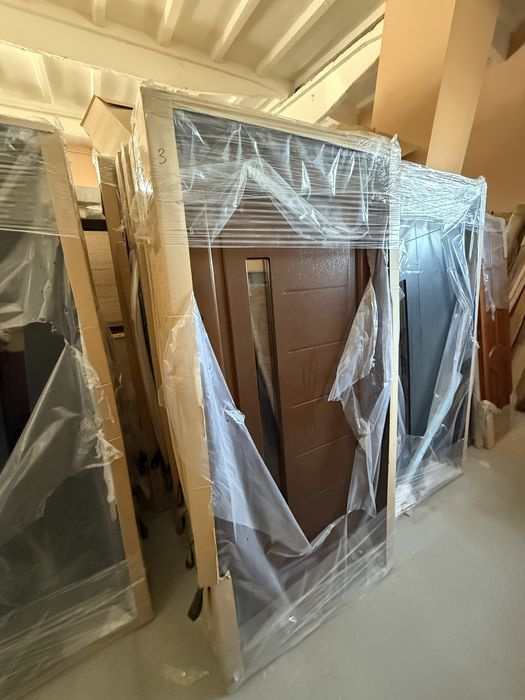 Drzwi wejsciowe zewnętrzne drewniane wyprzedaż