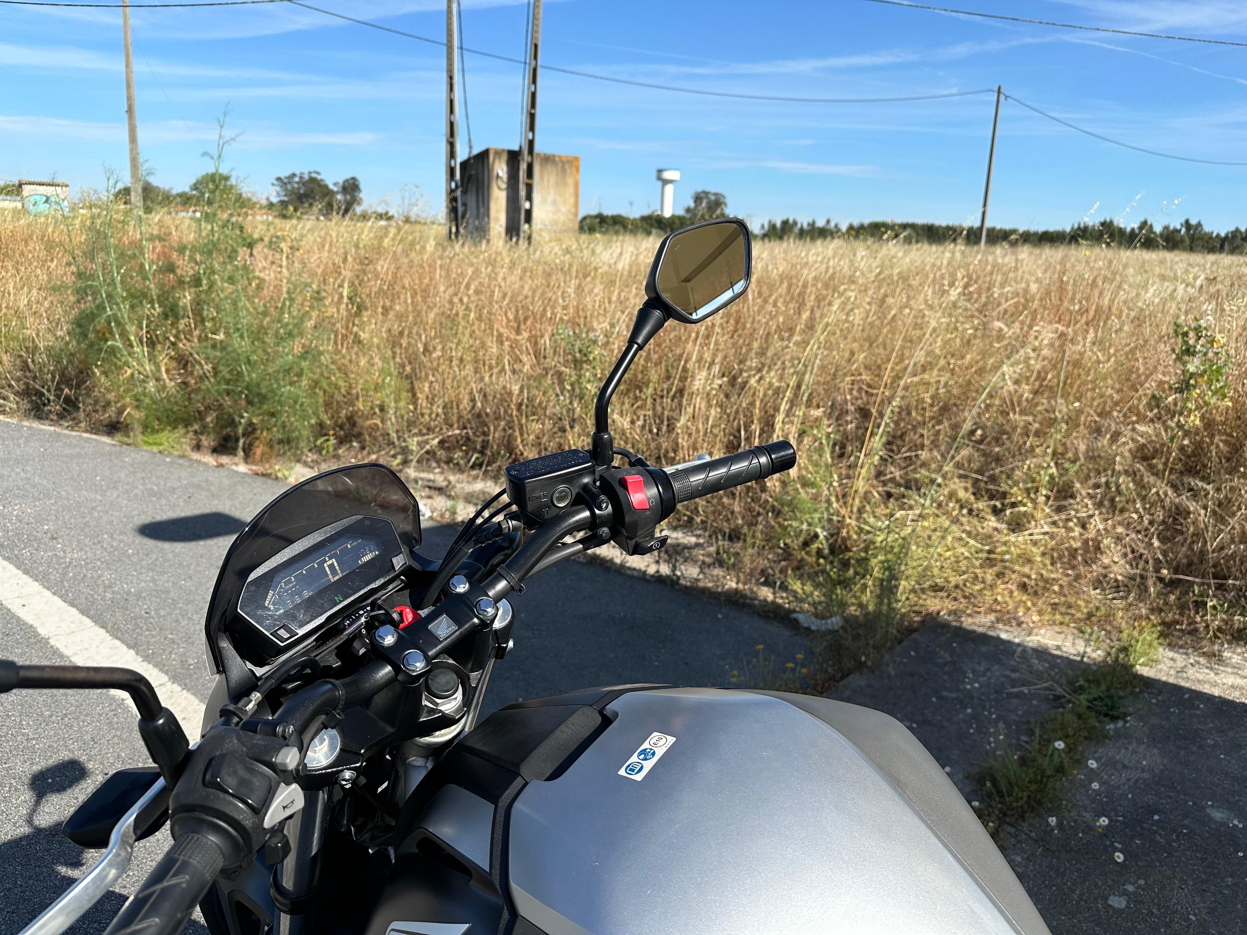 Honda NC750S (ABS) + Top Case SH48 + Capacete Modular Schuberth