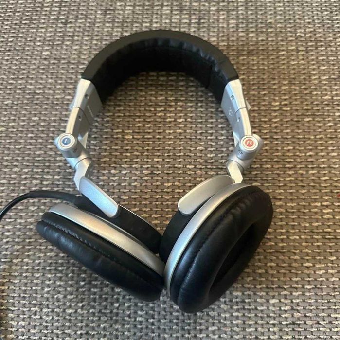 Phones Sony MDR-Z700