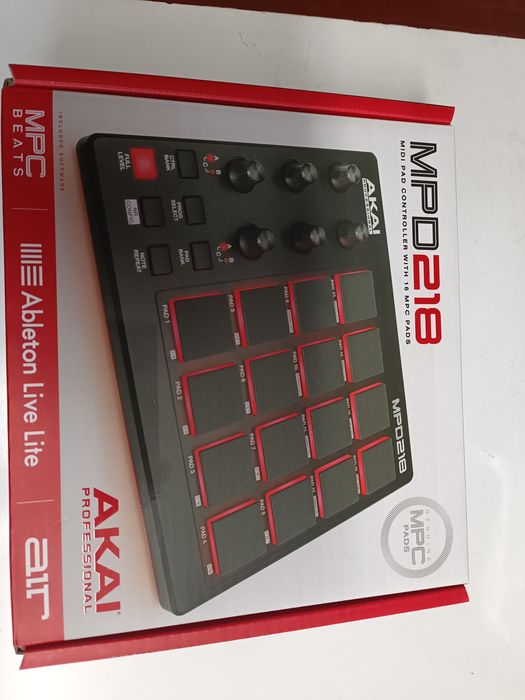 Akai MPD218 Midi Pad