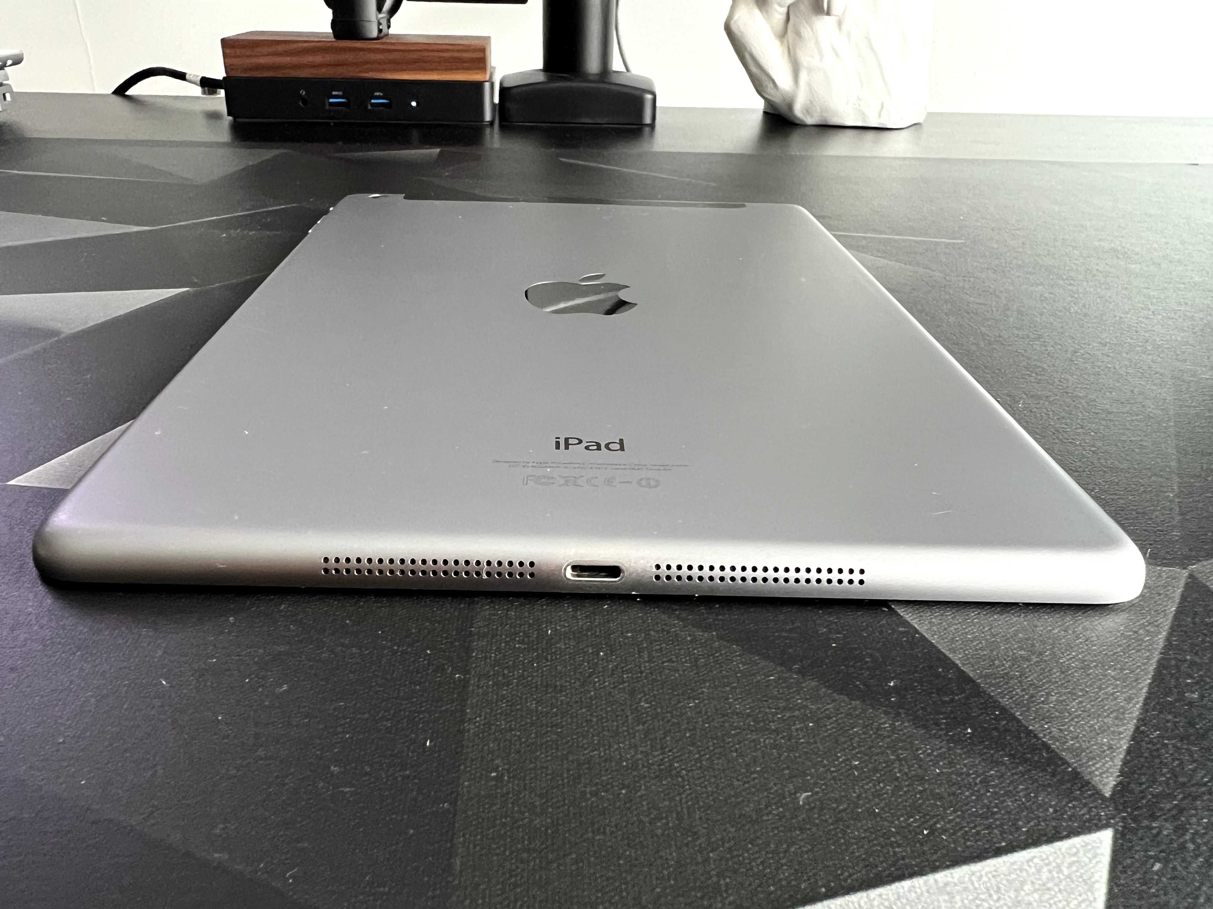 Apple iPad Air 1 Wi-Fi + Cellular 32 GB – Space Gray (Model A1475)