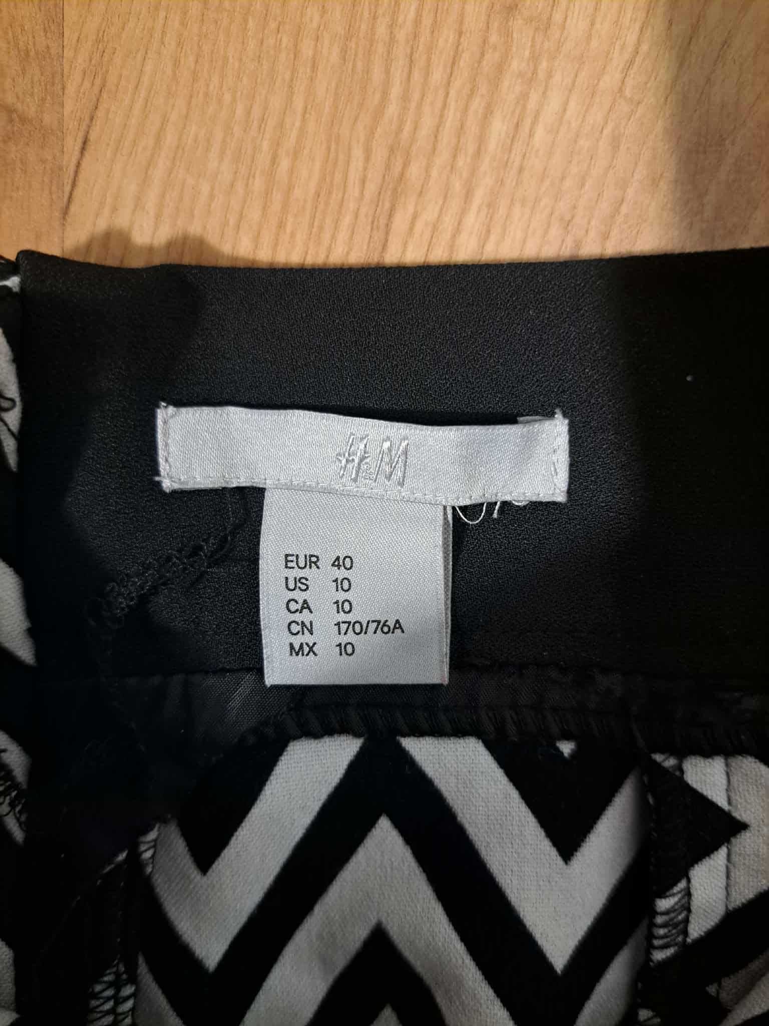 Sukienka H&M, Rozmiar 40, Czarno-biała, Wzór Zygzak, Elegancka,