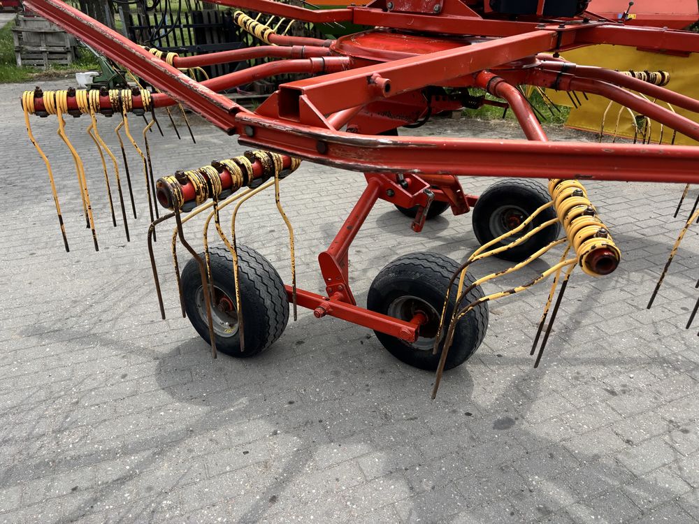 Zgrabiarka 2- karuzelowa Niemeyer 605 ED do boku krone claas kuhn