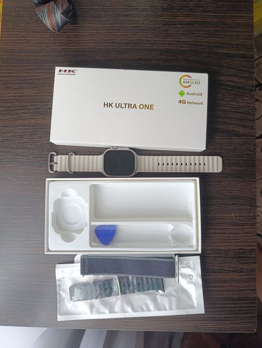 Смарт годинник на андроїді+ сімкарта.