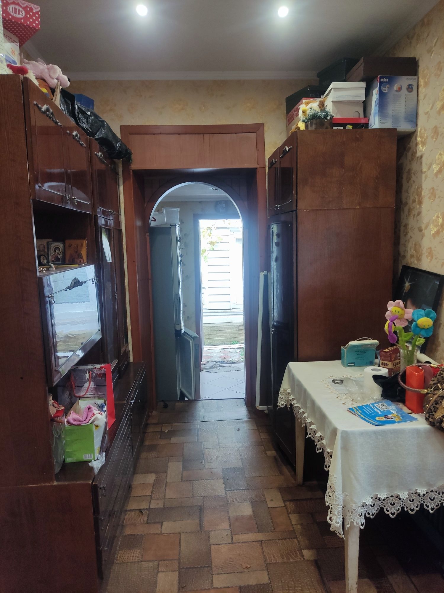 Продам будинок квартирного типу пошти у центрі Чугуїва