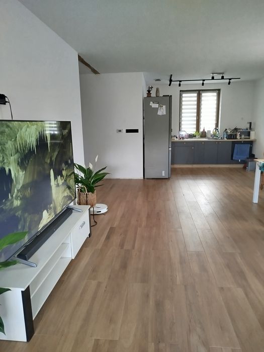 Sprzedam dom +garaż dwustanowiskowy wolnostojący