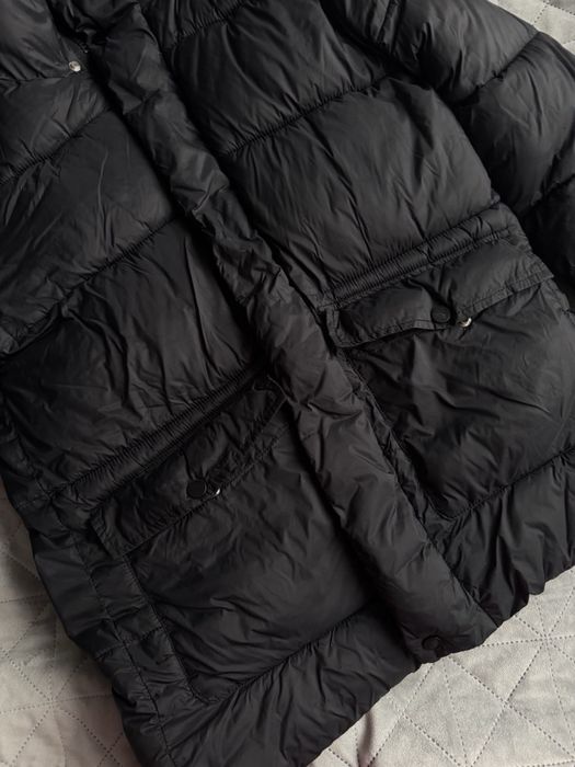 Жіноча зимова куртка пуховик