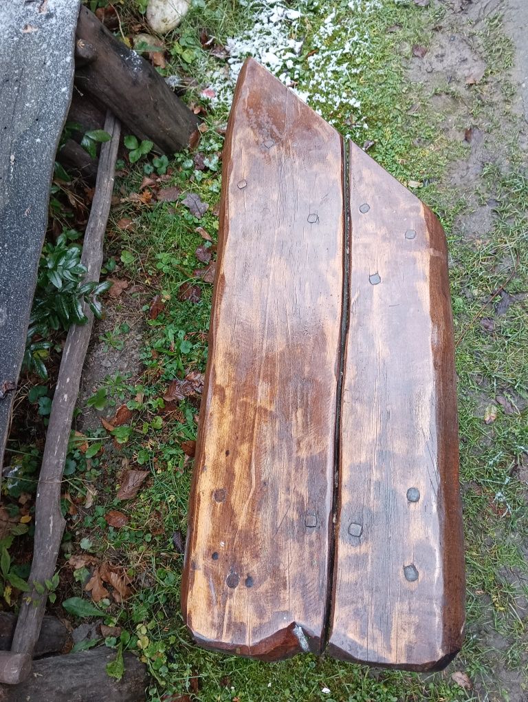 Ławeczka drewniana z litego drewna, zydel