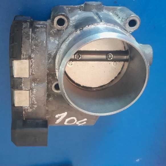 Przepustnica powietrza Vw Passat B5 FL 1.8 Turbo AWT 06B133062M