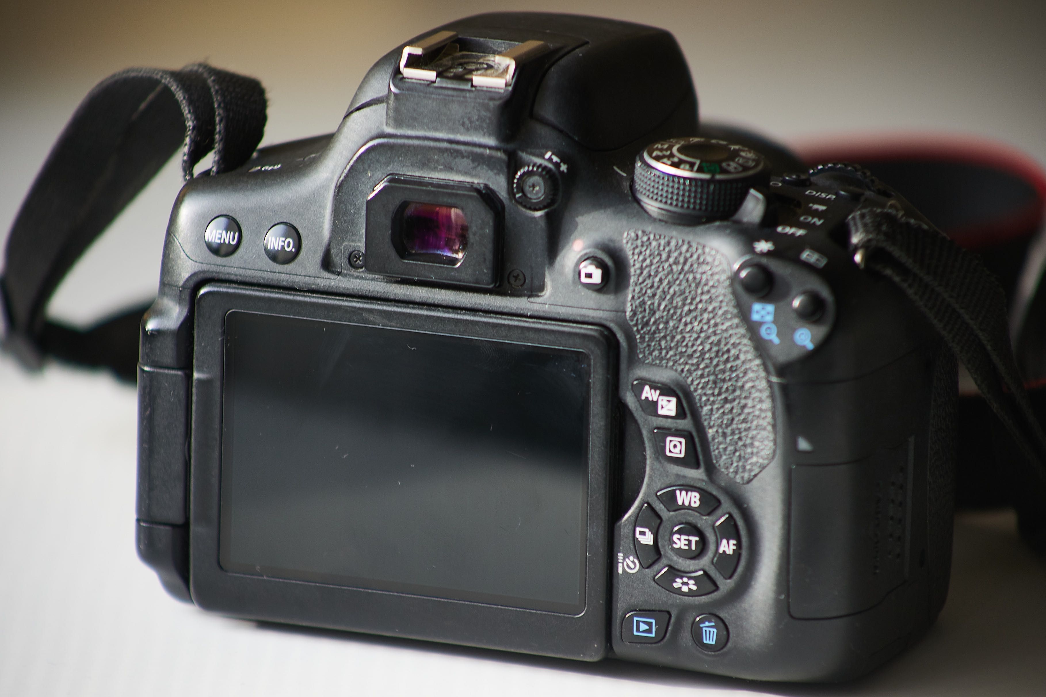 Canon EOS 750d używany