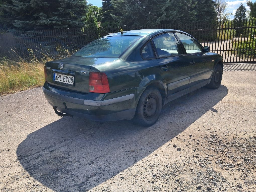 Volkswagen Passat 1.9tdi sedan,ważne opłaty, hak