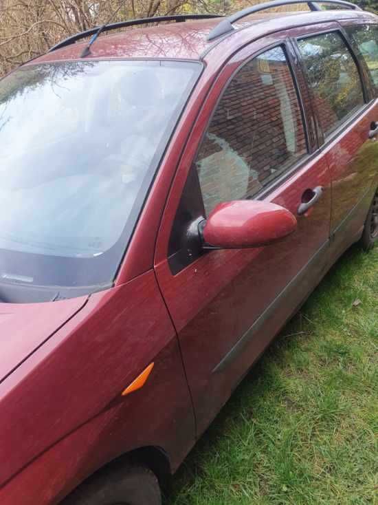 Ford Focus MK1 po lift kombi hak do przyczepy