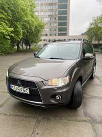 Mitsubishi Outlander 2011