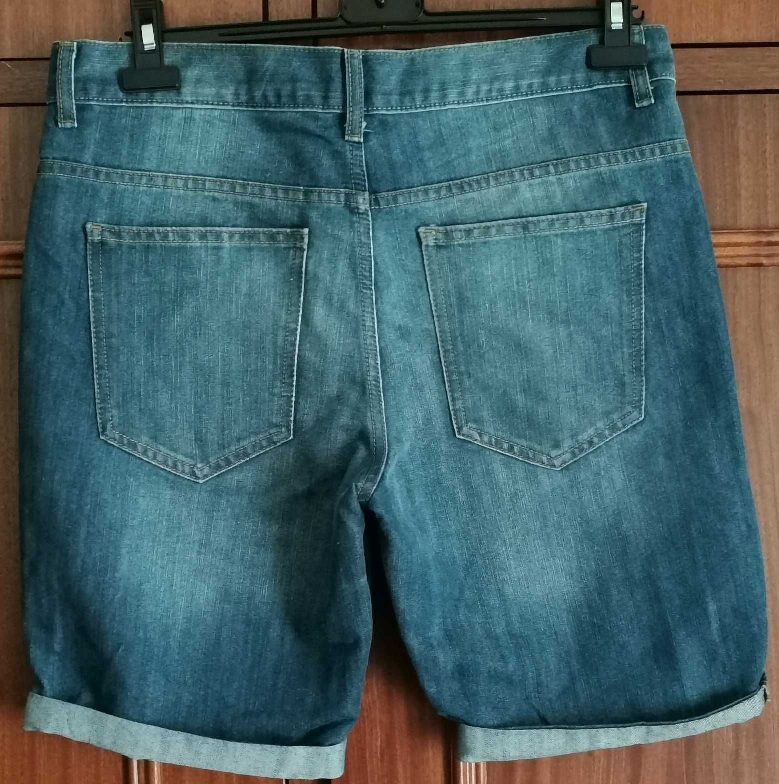 Calções Pull and Bear, etc