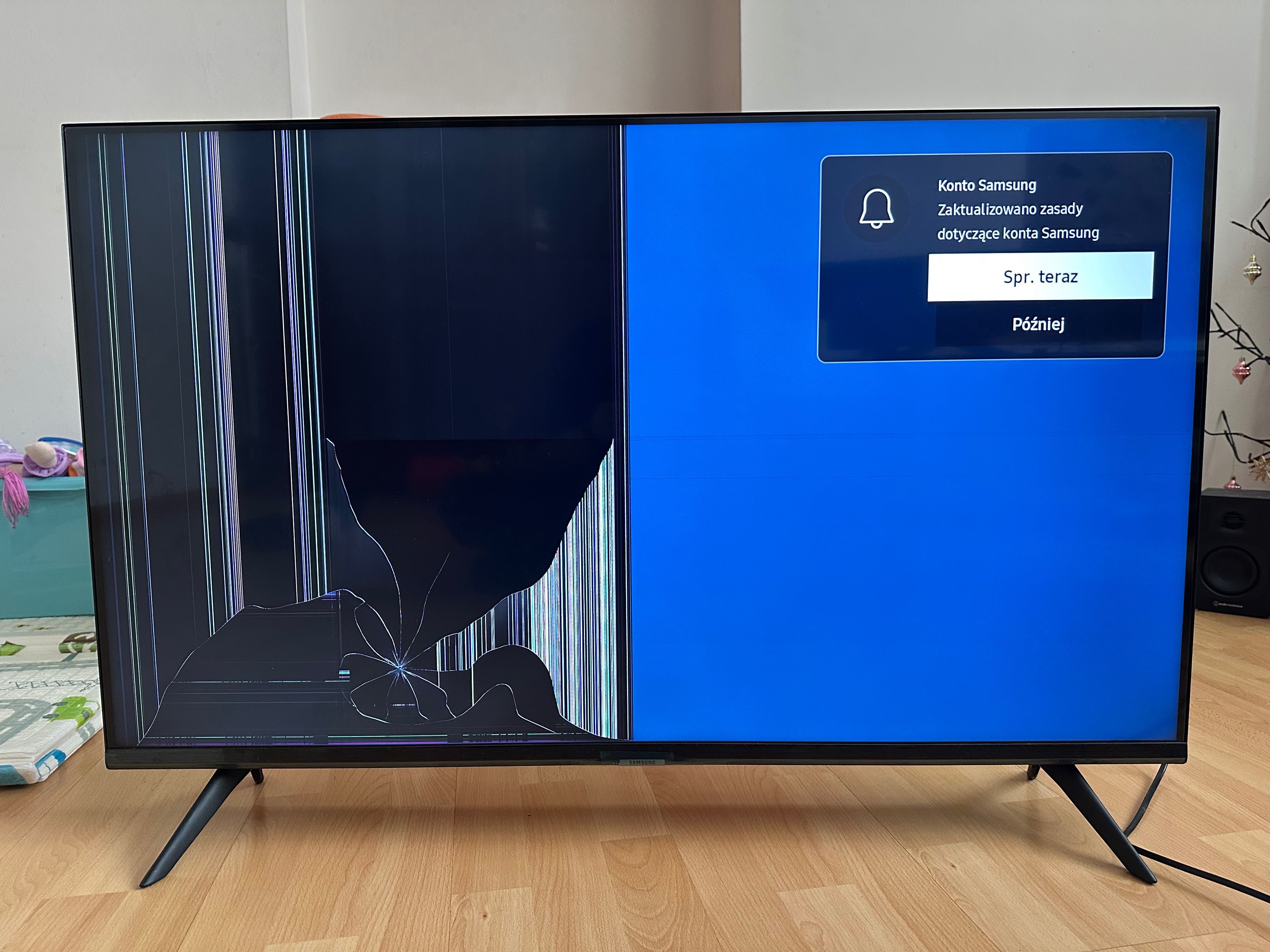 Telewizor Samsung UE43AU7092U 43" LED
4K Tizen DVB-T2