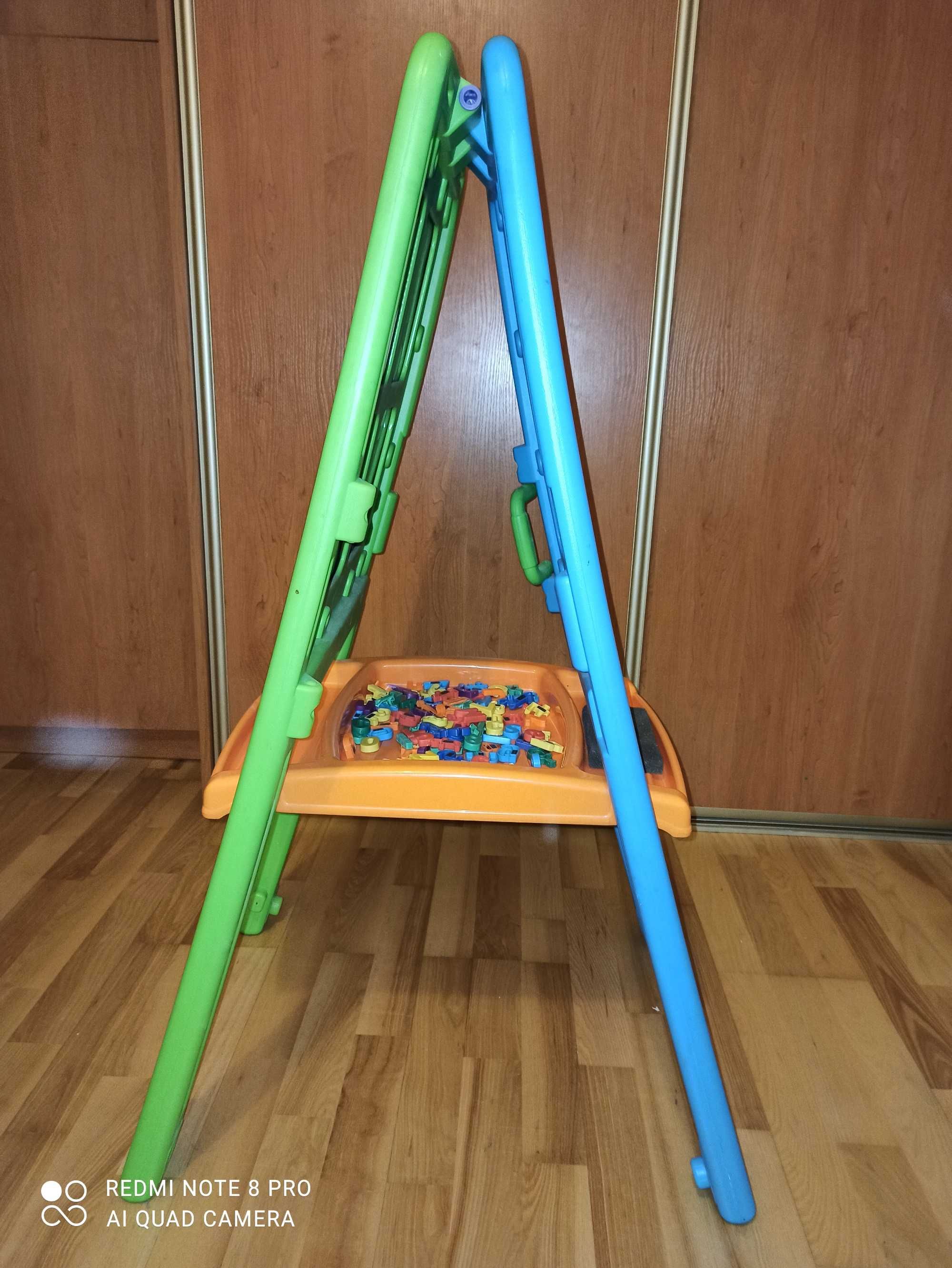 Duża tablica Little Artist kredowa i magnetyczna biała + 100 magnesów