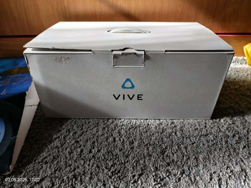 Продам VIVE cosmos