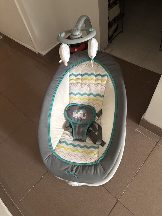 Cadeirinha bebe pouco usada