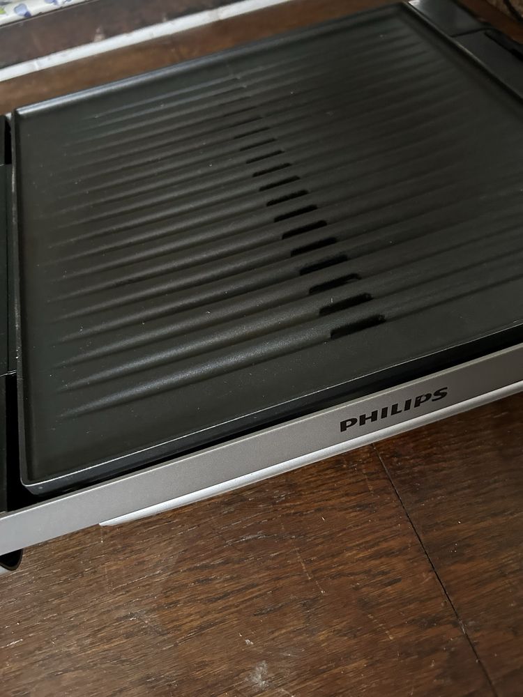 grill elektryczny Philips HD4417
