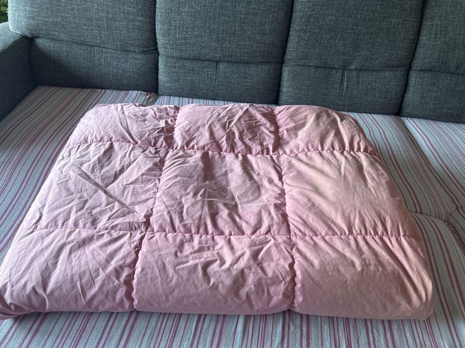 Koldra puchowa i dwie poduszki puchowe