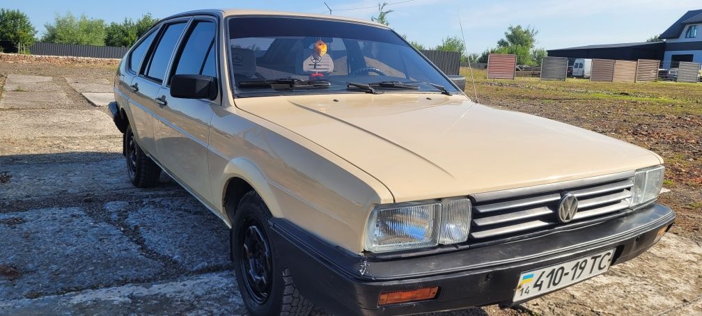 Продам PASSAT B 2 1987