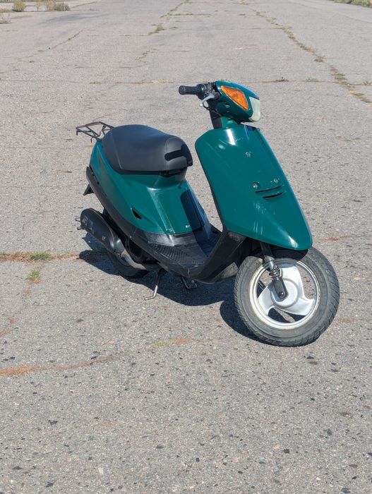 Скутер Yamaha Jog Artistic на реєстрації