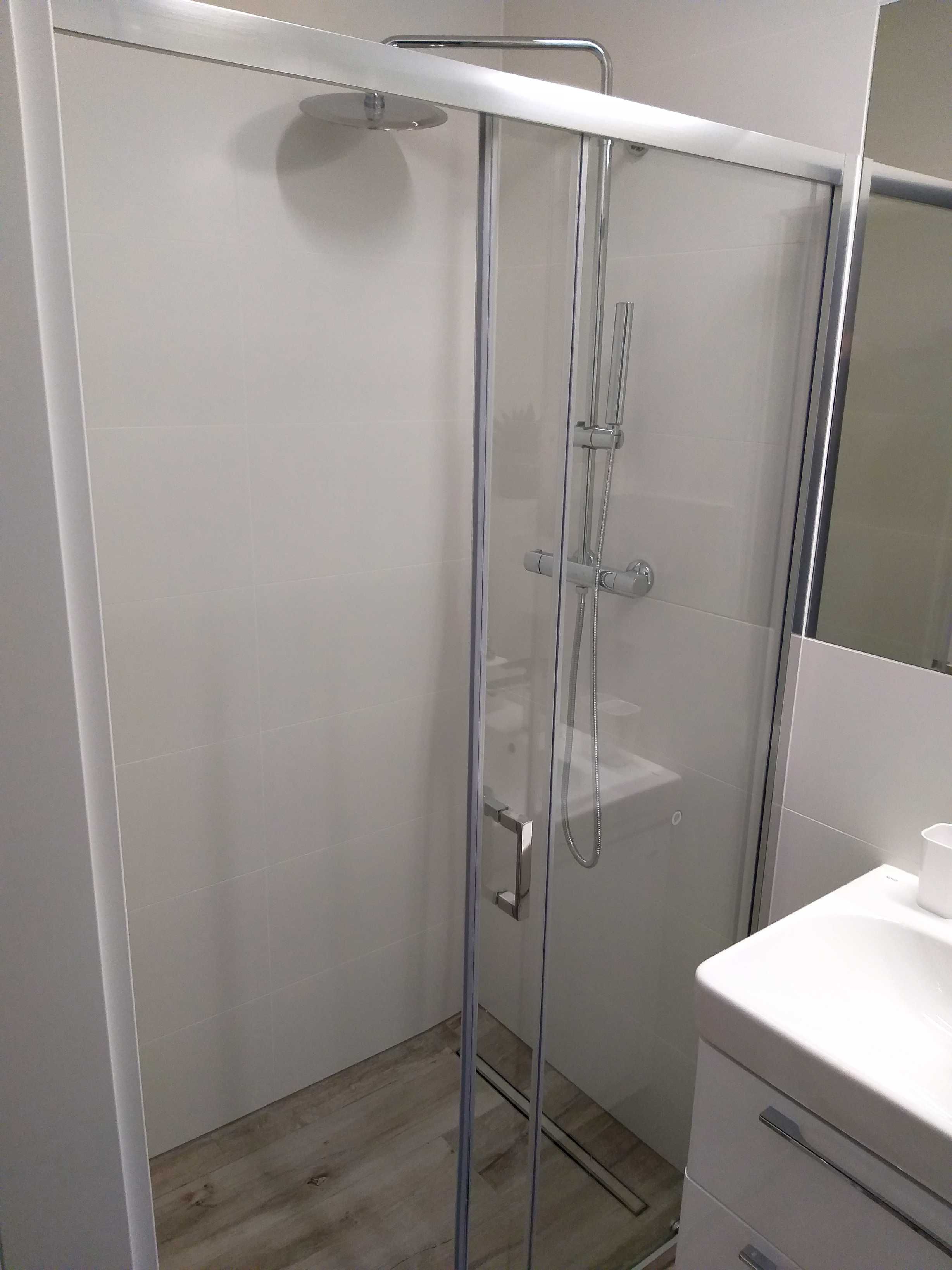 Apartament REWAL - 2 pokojowy / z widokiem na morze / PRZY PLAŻY