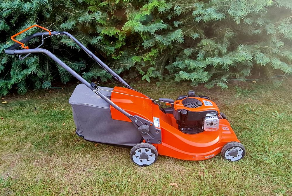 Kosiarka z koszem z napedem HUSQVARNA Lc 247s 3.5km jak NOWA 2016r