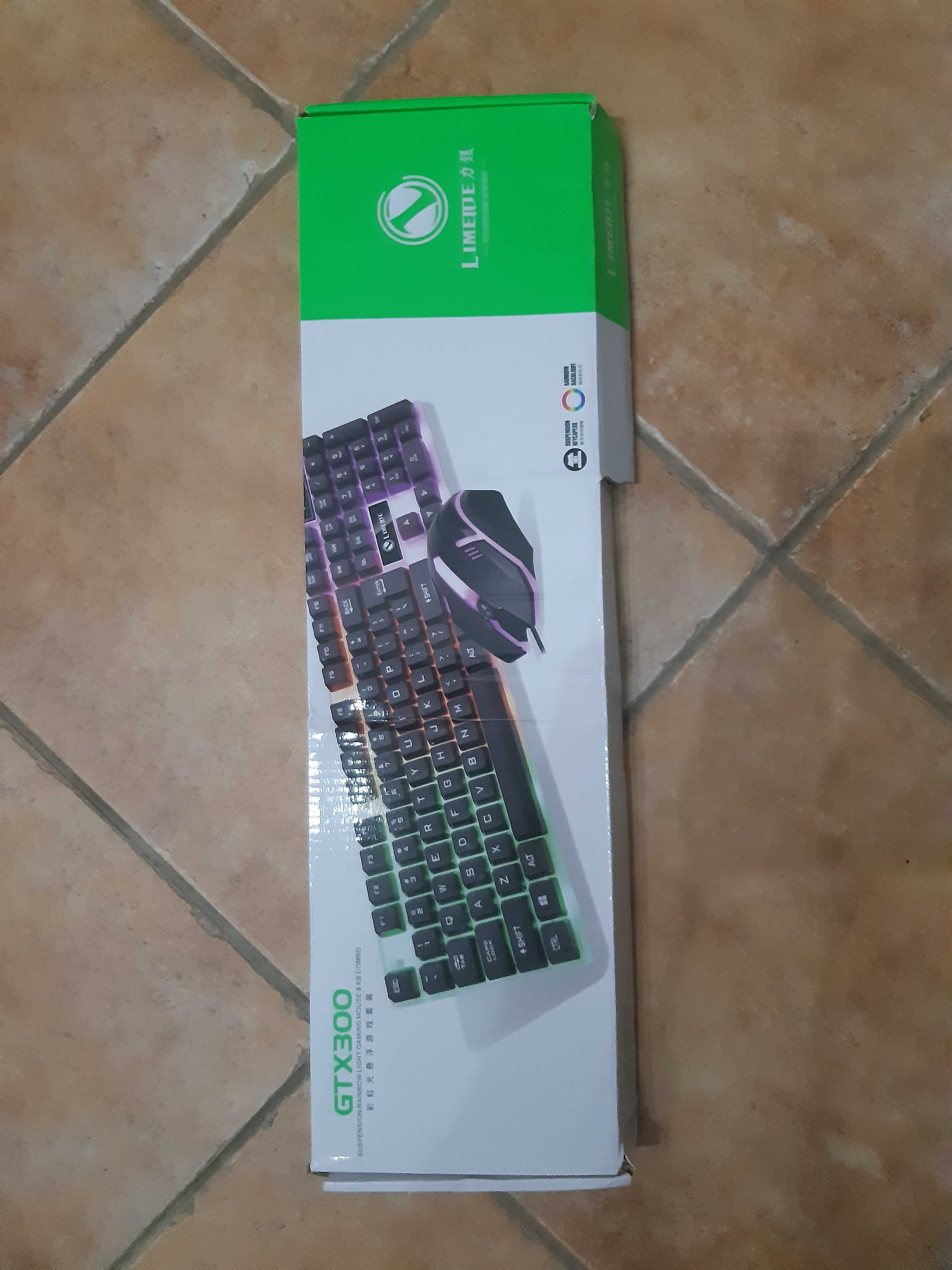 Teclado Gamer com fio arco-íris GTX300 iluminado multimídia USB