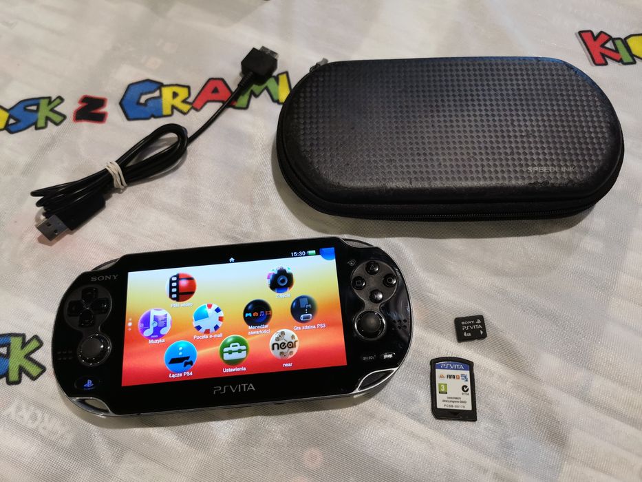 Konsola Ps Vita (stan BDB) + karta 4 GB + gra  (sklep gwarancja)
