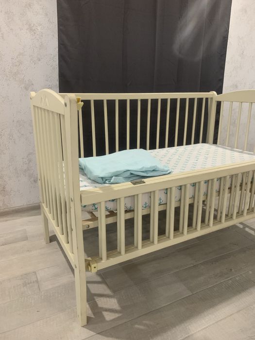 Дитяче ліжечко, ліжко