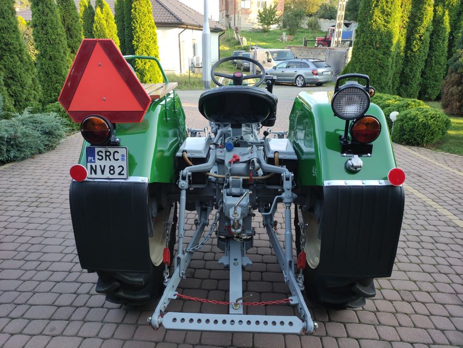 Ciągnik rolniczy Ursus C-330 z 1970r