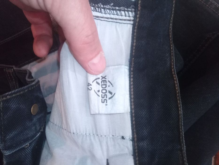 Продам джинси мужские новые