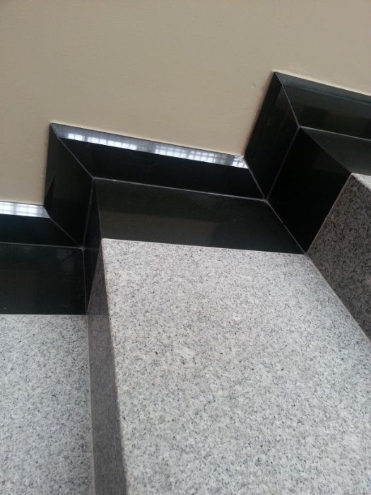 Stopnie Granitowe Schody Szary Granit 150x33x2cm Płomień jak Strzegom