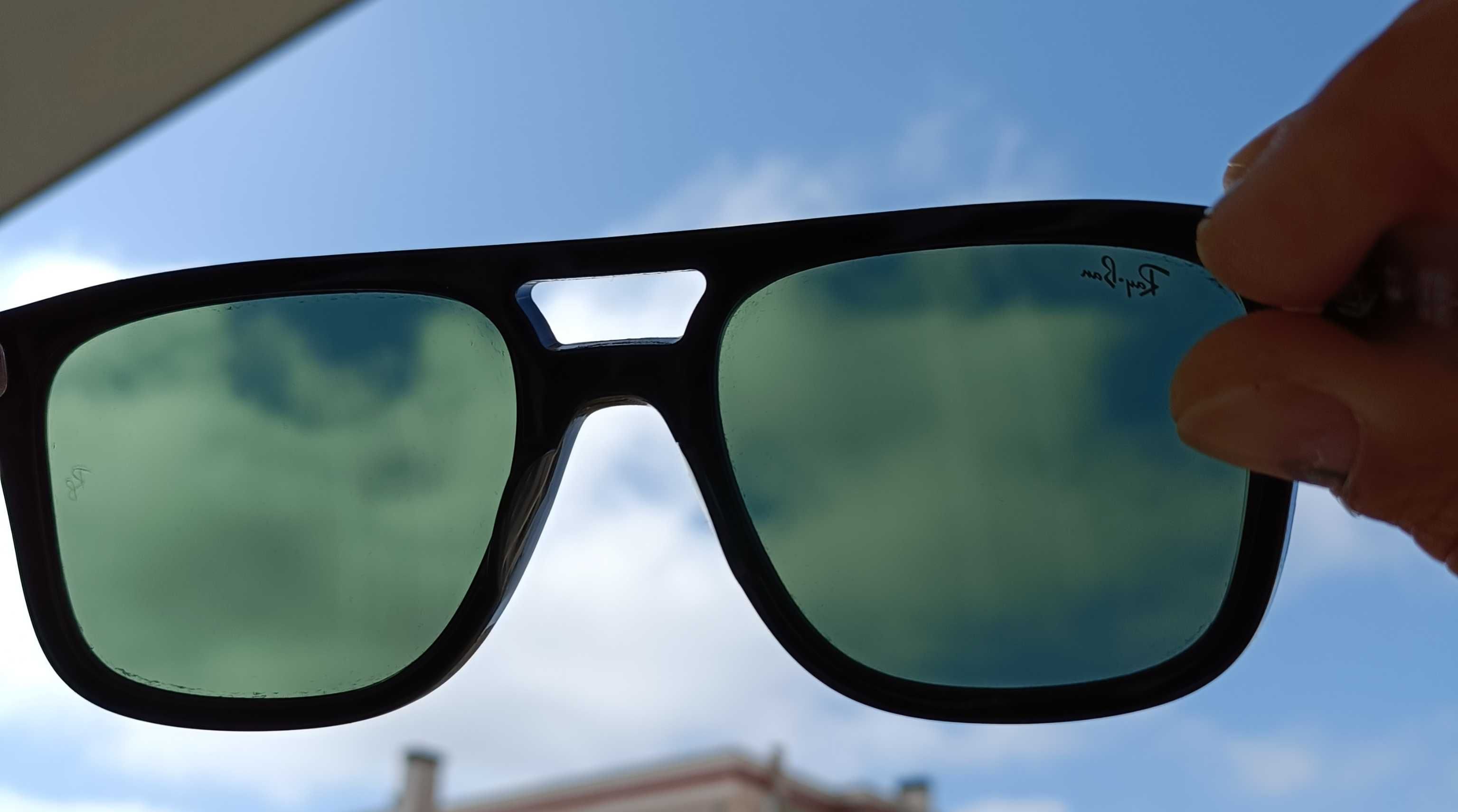 Ray-Ban com lentes de vidro