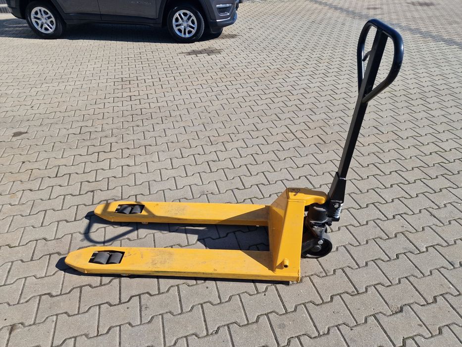 Ręczny wózek do transportowania palet, paleciak