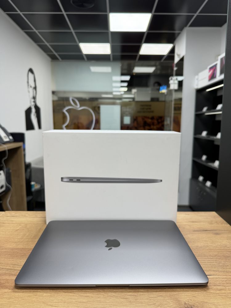 Macbook Air 2020 (M1 /8gb /256 ssd) НОВИЙ