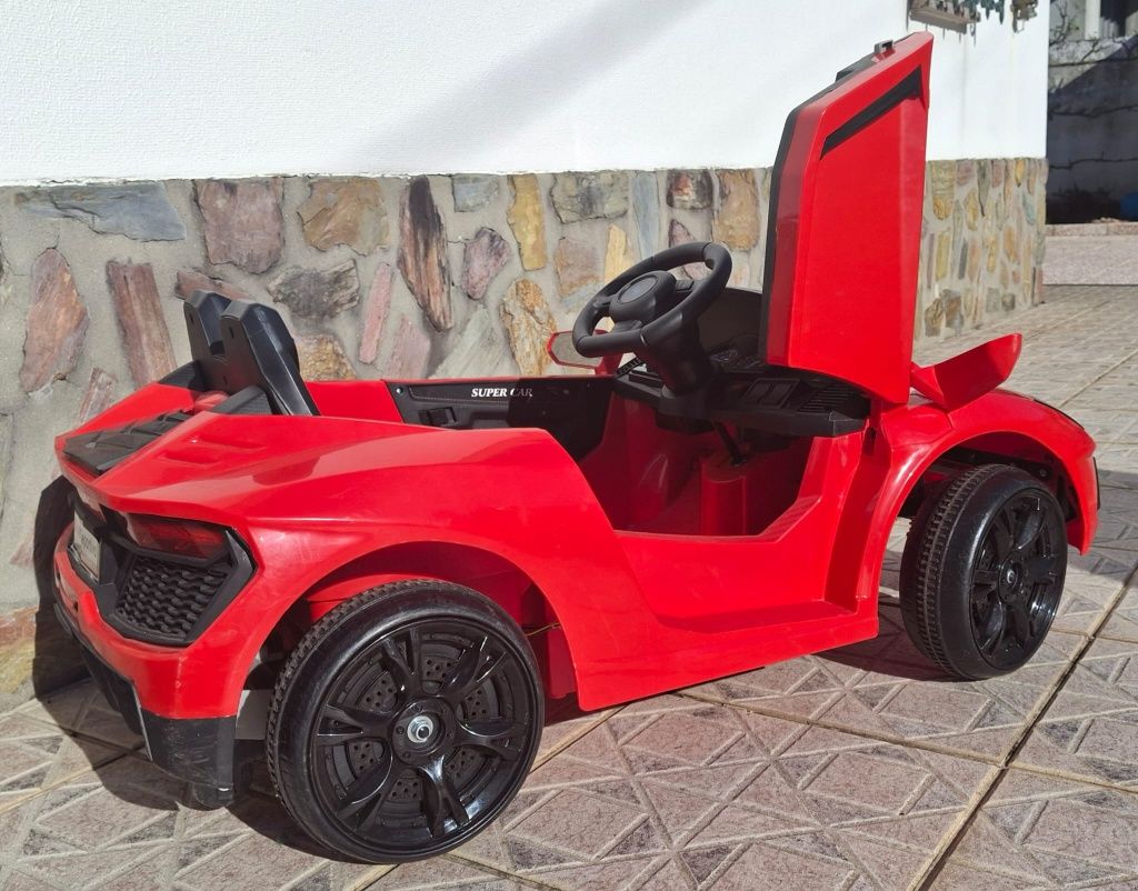 Super carro criança