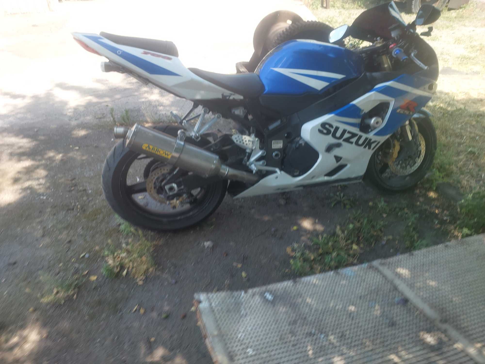 Suzuki GSX-R 750