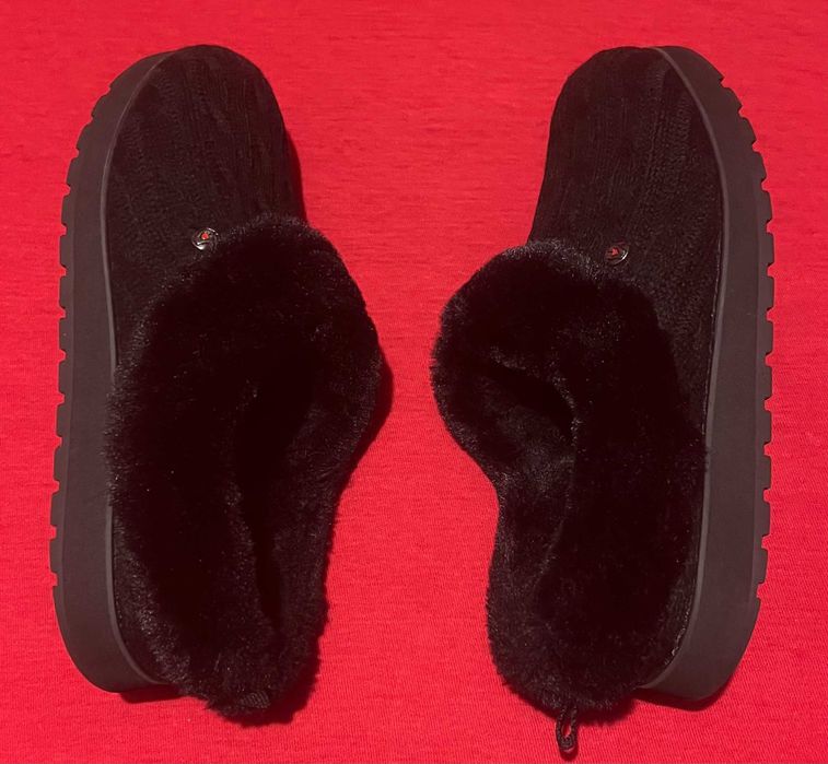 Чудові теплі капці Skechers BOBS-Ice Angel p.39 25см