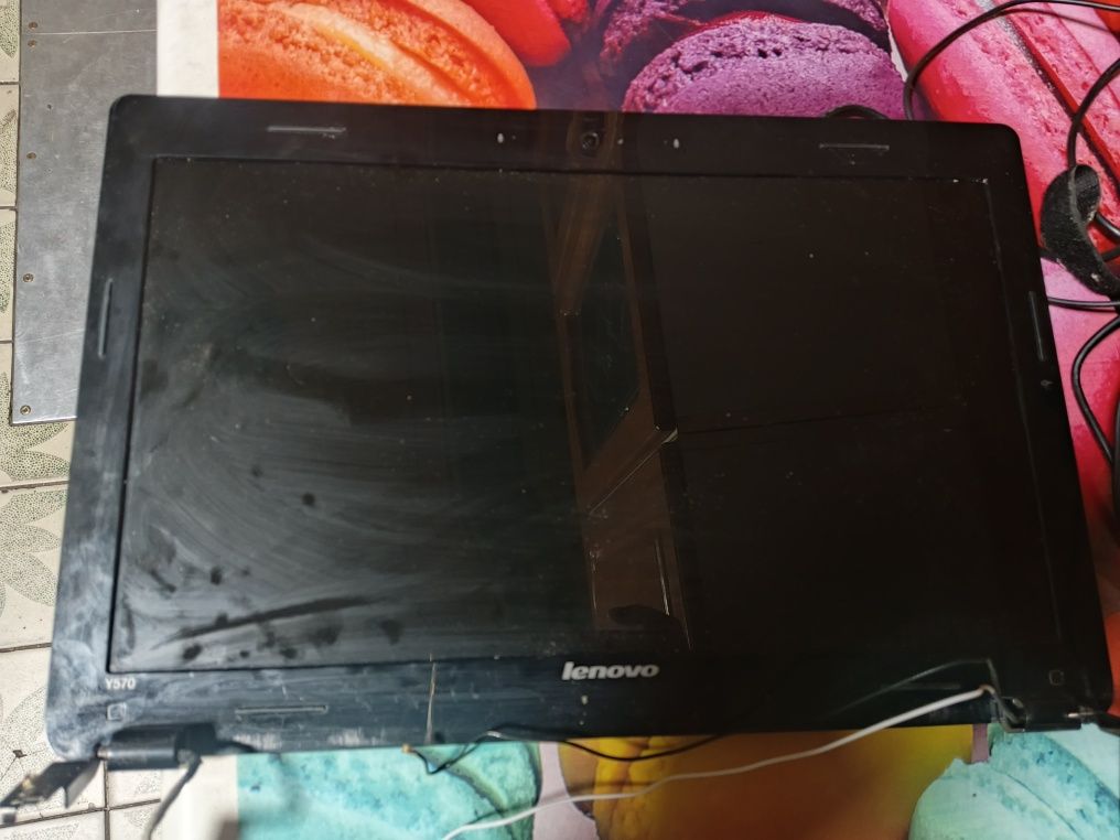 Продам матрицу от ноутбука Lenovo Y 570
