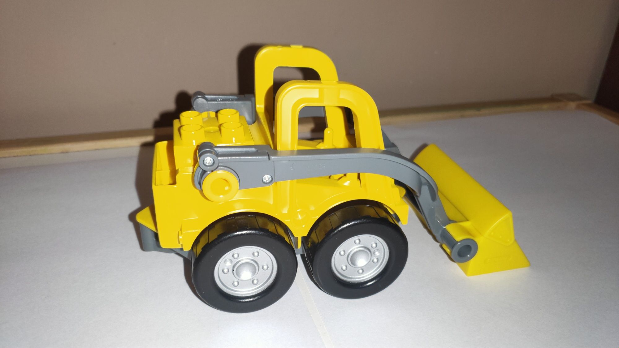 LEGO Duplo pojazd żółta  ładowarka spychacz