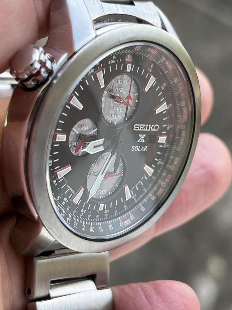 Relogio Seiko X V176-0AG0 cinza prata