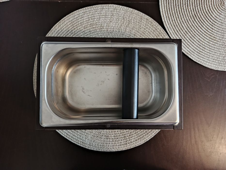 Odbijak na kawę, fusy odbijak do kawy, drewniana obudowa